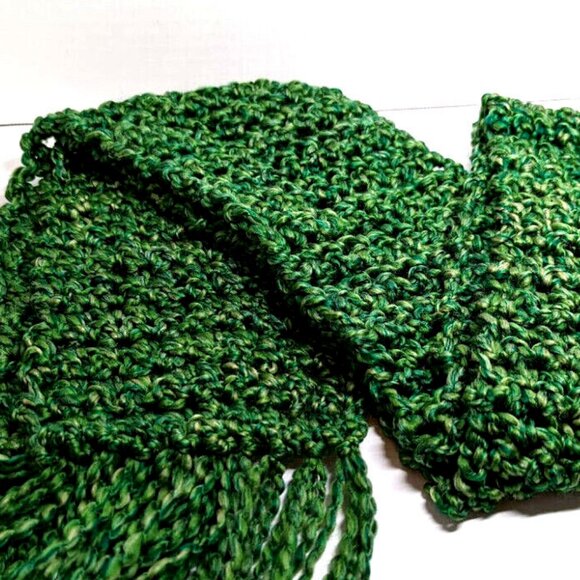 Green Scarf 67x7 Retro Chunky Handmade Crochet Hand Knit Christmas Gift NWT - Picture 4 of 9